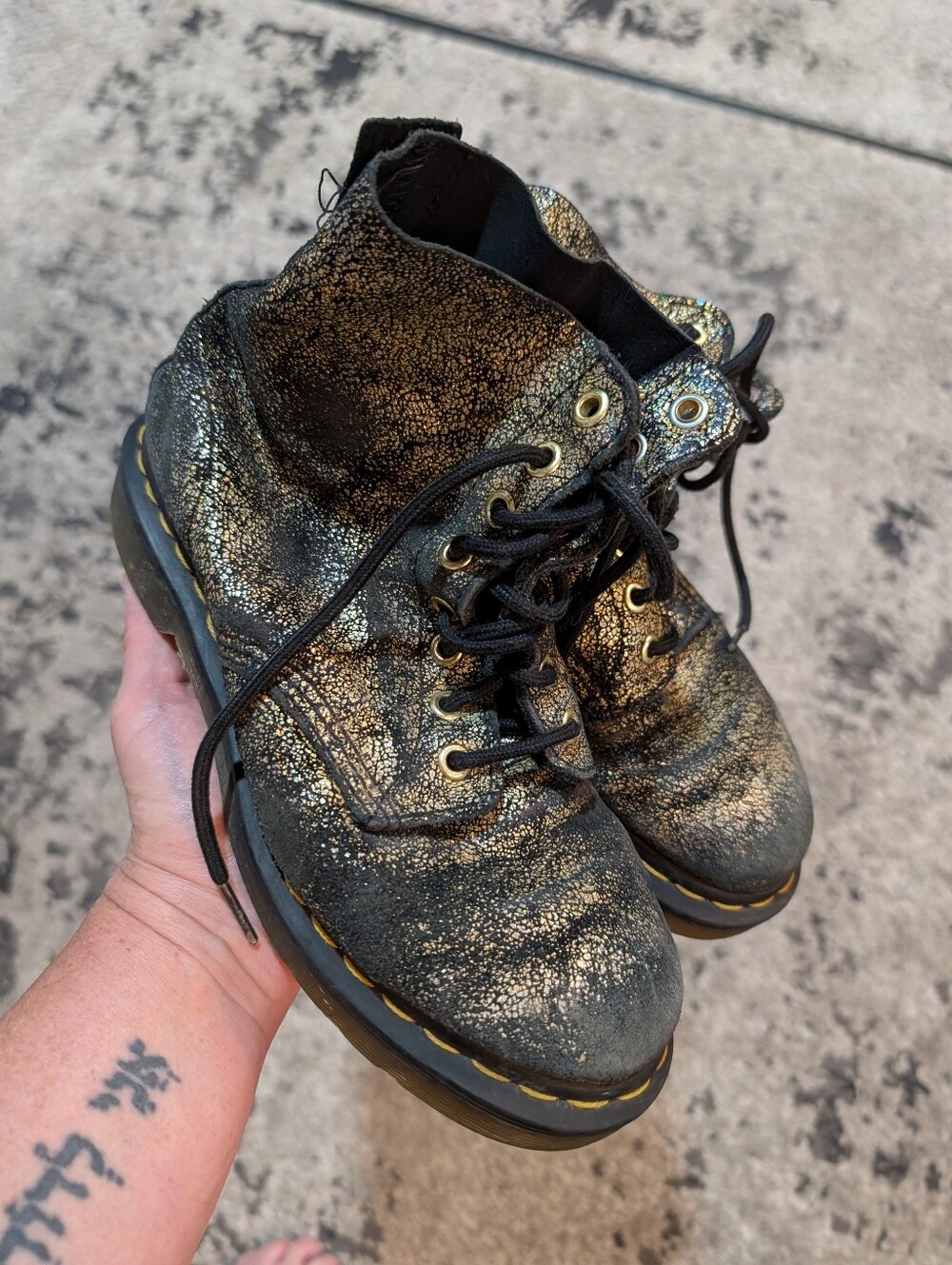 Dr Martens 1460 Pascal Black & Gold Metallic Combat Grunge Y2K AirWair Boots 7.5